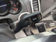 Porsche Cayenne 4.8 Cayenne V8 T Tiptronic S 4WD 5dr 76