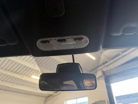 Nissan Juke 1.6 N-Connecta XTRON Euro 6 5dr 30