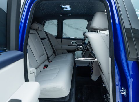 Rolls-Royce Cullinan Series II BLACK BADGE 18