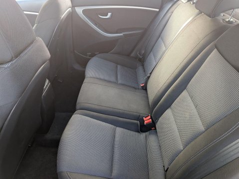 Hyundai i30 1.4 Active Euro 5 5dr 17