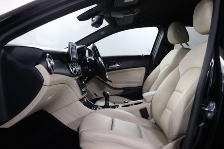 Mercedes-Benz GLA GLA 200 SE 42