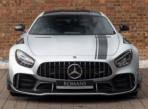 Mercedes-Benz AMG GT R GT R Pro 4