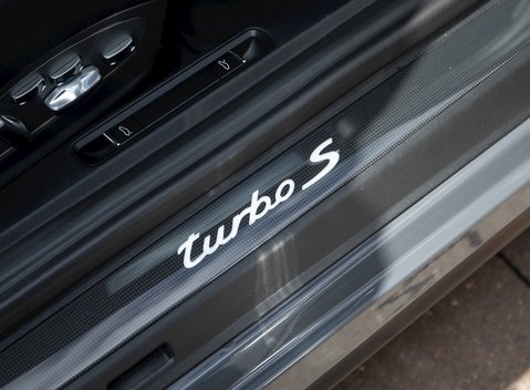 Porsche 911 (991.2) Turbo S 21