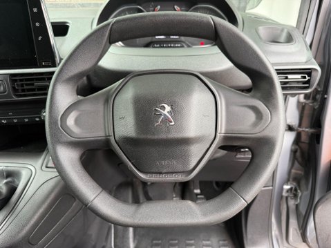 Peugeot Partner BLUEHDI PROFESSIONAL PREMIUM L1 22