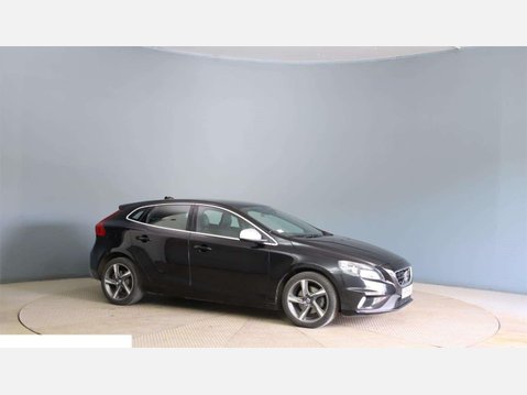 Volvo V40 2.0 T2 R-Design Euro 6 (s/s) 5dr 23