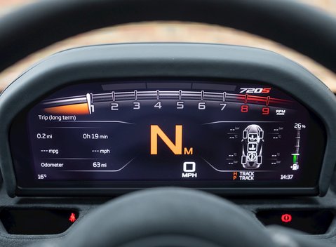 McLaren 720S 17