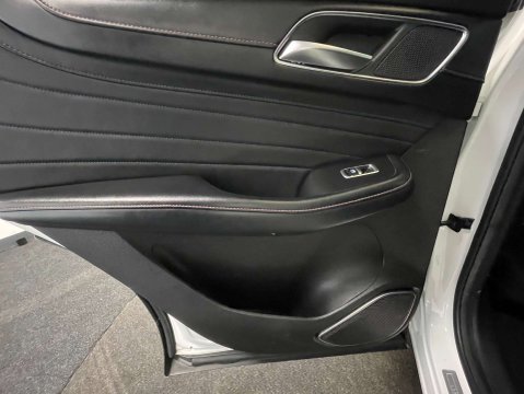 MG HS 1.5 MG HS Exclusive 5dr 30