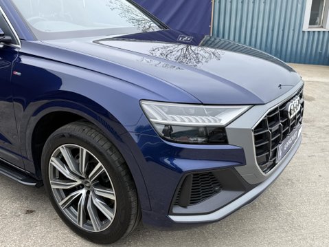 Audi Q8 3.0 TFSI V6 55 S line SUV 5dr Petrol Tiptronic quattro Euro 6 (s/s) (340 ps 13