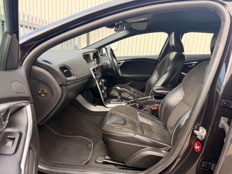 Volvo V40 2.0 V40 R-Design D2 5dr 20