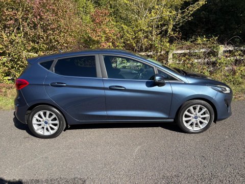 Ford Fiesta TITANIUM 6