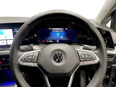 Volkswagen Golf 2.0 TDI Style Hatchback 5dr Diesel DSG Euro 6 (s/s) (150 ps) DAB Radio - Se 13