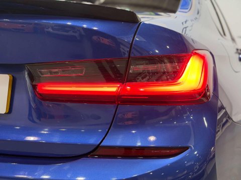 BMW 3 Series 2.0 330e 12kWh M Sport Saloon 4dr Petrol Plug-in Hybrid Auto Euro 6 (s/s) ( 26