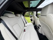 Jaguar F-Pace R-DYNAMIC HSE BLACK 90TH ANNIVERSARY EDITION 37