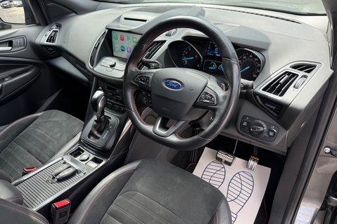 Ford Kuga ST-LINE AUTOMATIC -ONE OWNER- FORD SERVICE HISTORY - APPLE CARPLAY 14