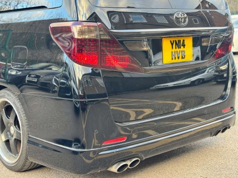 Toyota Alphard GOLDEN EYES II TWIN SUNROOF GRADE 4B WOW 39