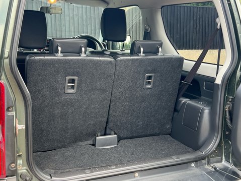 Suzuki Jimny SZ4 36