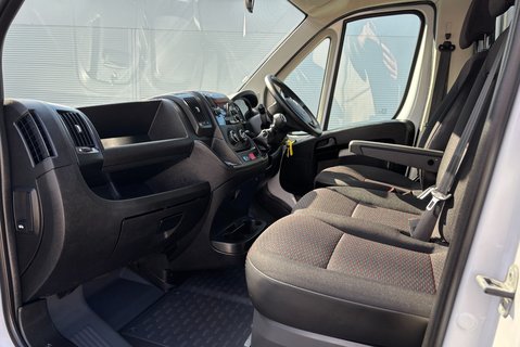 Citroen Relay 35 L3 140 ps Dropside - PH110 Crane - Air Con 15