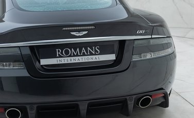 Aston Martin DBS V12 30