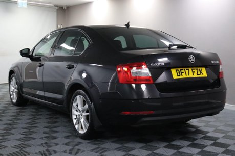 Skoda Octavia SE L TSI DSG 10