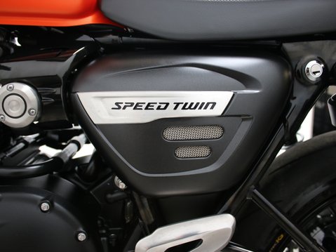 Triumph Speed Twin SPEED TWIN 41