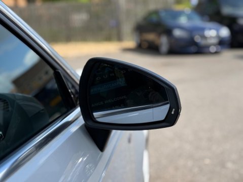 Audi A3 1.4 TFSI S line Euro 6 (s/s) 3dr 23