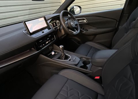 Nissan Qashqai DIG-T TEKNA 8