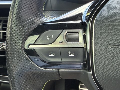 Peugeot e-2008 50kWh GT SUV 5dr Electric Auto (136 ps) 28
