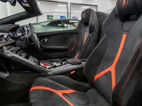 Lamborghini Huracan 5.2 V10 LP 640-4 Performante Spyder LDF 4WD Euro 6 (s/s) 2dr 57