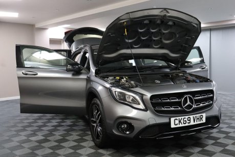 Mercedes-Benz GLA GLA 180 URBAN EDITION 15