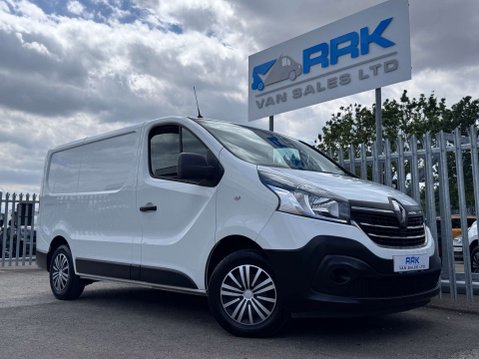 Renault Trafic 2.0 dCi ENERGY 28 Business+ Panel Van 5dr Diesel Manual SWB Standard Roof E 1
