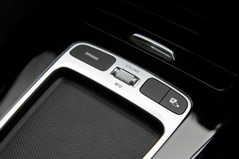 Mercedes-Benz A Class AMG A 35 4MATIC PREMIUM 43