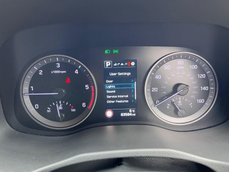 Hyundai TUCSON 2.0 CRDi Premium Auto 4WD Euro 6 5dr 71