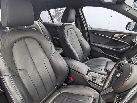 BMW 1 Series 118I M SPORT 13
