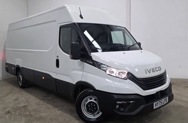 Iveco Daily Daily 35C14 Diesel 2.3 High Roof Business Van 4100L WB Hi-Matic
