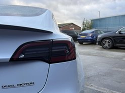 Tesla Model 3 (Dual Motor) Performance Saloon 4dr Electric Auto 4WDE (Performance Upgrade 19
