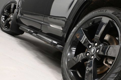 Land Rover Defender 3.0 Defender X-Dynamic HSE D MHEV A 4WD 5dr 36