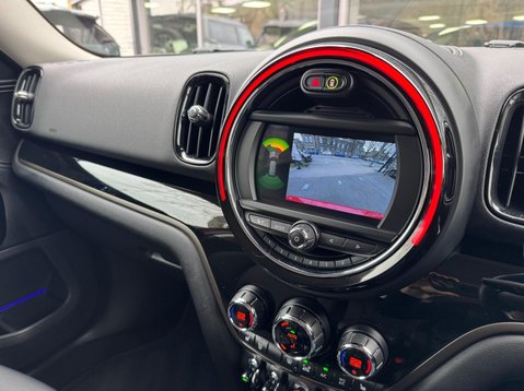 Mini Countryman COOPER D CLASSIC 39