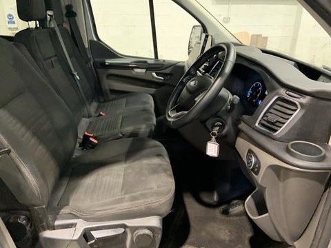 Ford Transit Custom 320 LIMITED DCIV ECOBLUE 18