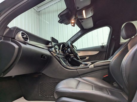 Mercedes-Benz C Class 2.1 C250 AMG Line Bluetec Auto 5dr 55