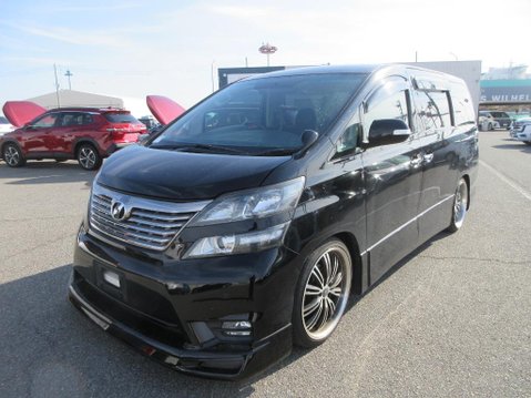 Toyota Vellfire 2.4 Z PLATINUM SELECTION + 7 Seats 3