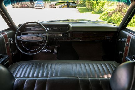 Ford Country Squire 16
