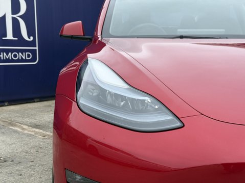 Tesla Model 3 (Dual Motor) Performance Saloon 4dr Electric Auto 4WDE (Performance Upgrade 12