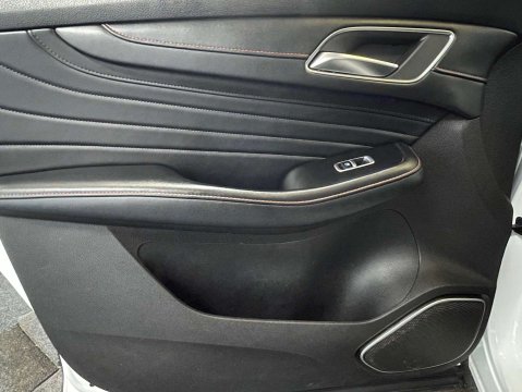 MG HS 1.5 MG HS Exclusive 5dr 34