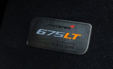 McLaren 675LT 31