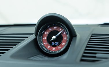 Porsche 911 Carrera 4 GTS (992) 20