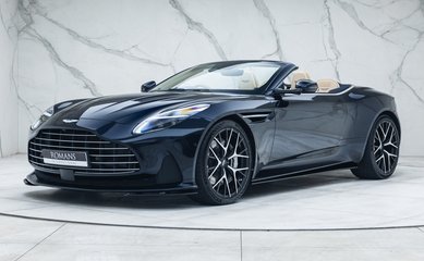 Aston Martin DB12 Volante