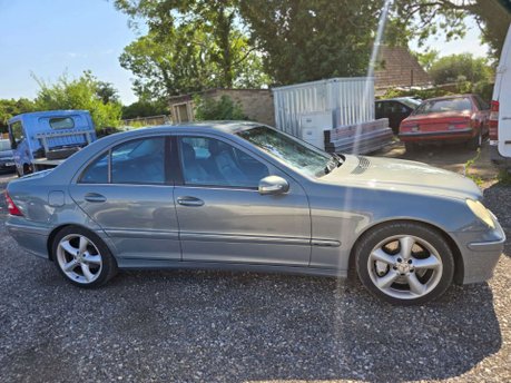 Mercedes-Benz C Class 1.8 C180 Kompressor Avantgarde SE Saloon 4dr Petrol Automatic (193 g/km, 14 8