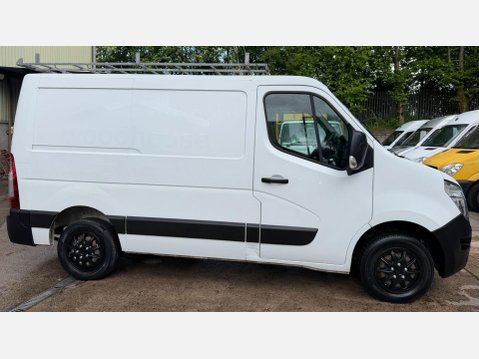 Nissan NV400 2.3 dCi 33 SE Panel Van 5dr Diesel Manual FWD L1 H1 Euro 5 (125 bhp) 7