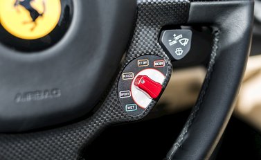 Ferrari 488 Spider 21