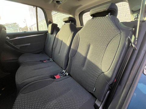 Citroen Grand C4 Picasso 1.6 HDi Platinum Euro 5 5dr 11